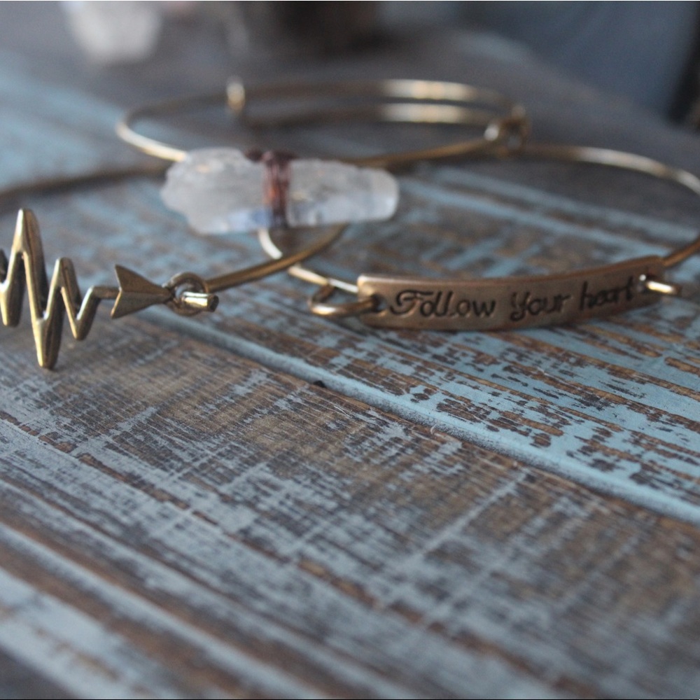 Fall Bangle Gold Bracelet Set - Picture 3 of 8